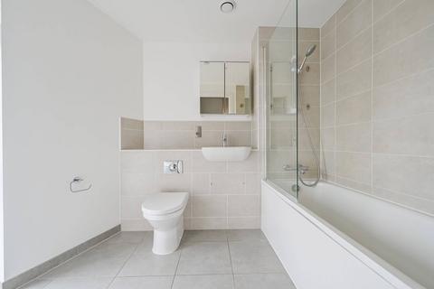 1 bedroom flat to rent, Adlay Apartments, Silvertown, London, E16