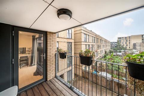 2 bedroom flat for sale, Cowley Road, London SW9