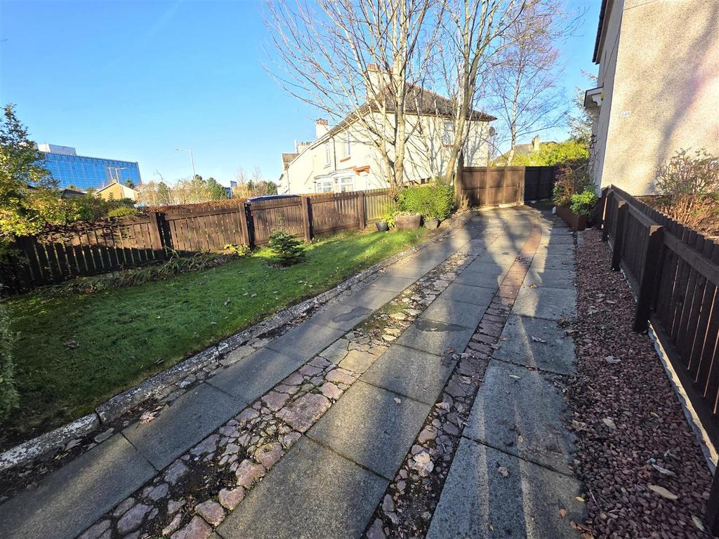 Front garden and