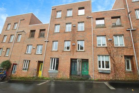 3 bedroom flat for sale, Kingfisher Place, Newcastle upon Tyne, NE6