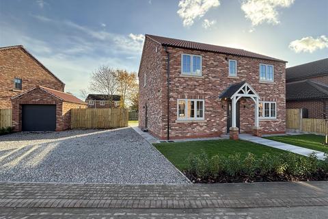 4 bedroom detached house for sale, Holmes Park, Eastrington