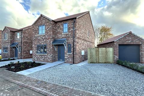 4 bedroom detached house for sale, Holmes Park, Eastrington