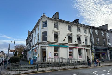 Property to rent - High Street, Porthmadog