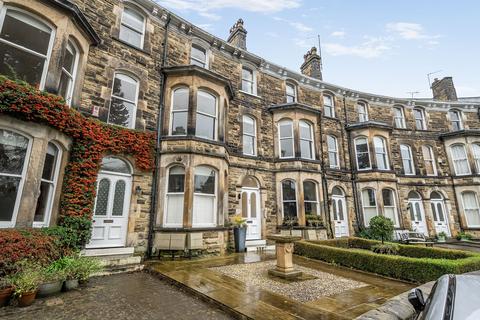 undefined, Royal Crescent, Harrogate, HG2