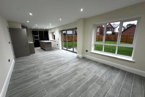 undefined, Donnerville Gardens, Admaston, Telford, Shropshire, TF5