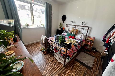 2 bedroom flat for sale, Flat 3, 42A Sea Road, Boscombe Spa, Bournemouth, Dorset, BH5 1BQ