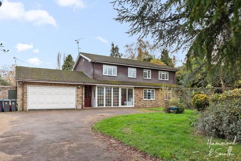 4 bedroom detached house for sale, Harlow Common, Harlow CM17