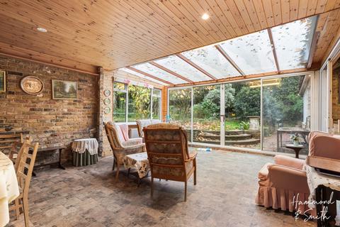 4 bedroom detached house for sale, Harlow Common, Harlow CM17