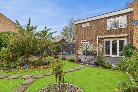 Anderson Drive, Ashford, Surrey, TW15