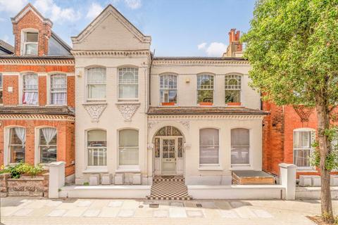 Dafforne Road, London SW17