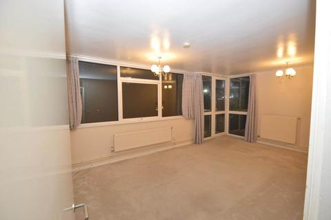 undefined, FELTHAM