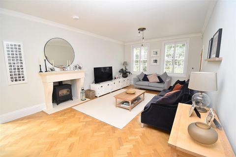 4 bedroom detached house for sale, Little Baddow Road, Danbury