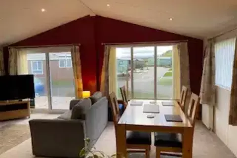 2 bedroom park home for sale, Meadows Retreat Lodge Park