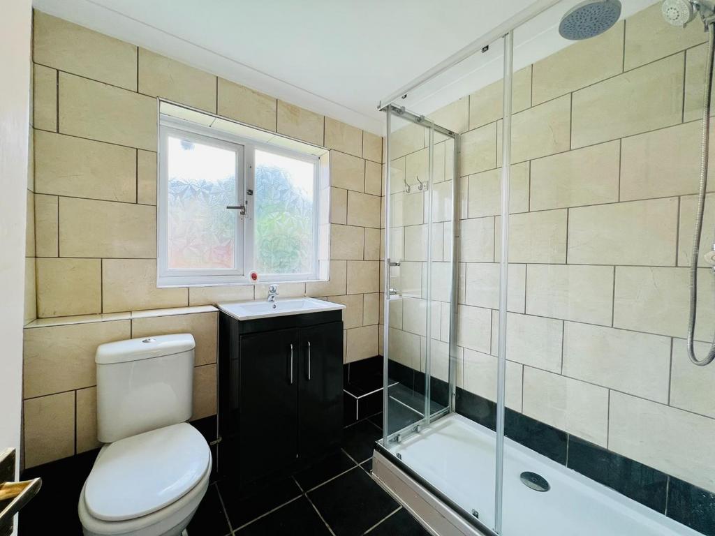 Shower Room.jpeg