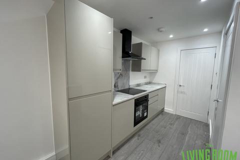 2 bedroom apartment to rent, Malefant Street, Cathays, Cardiff