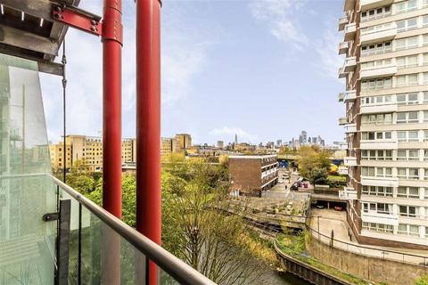 1 bedroom flat to rent, Commercial Road, London E14