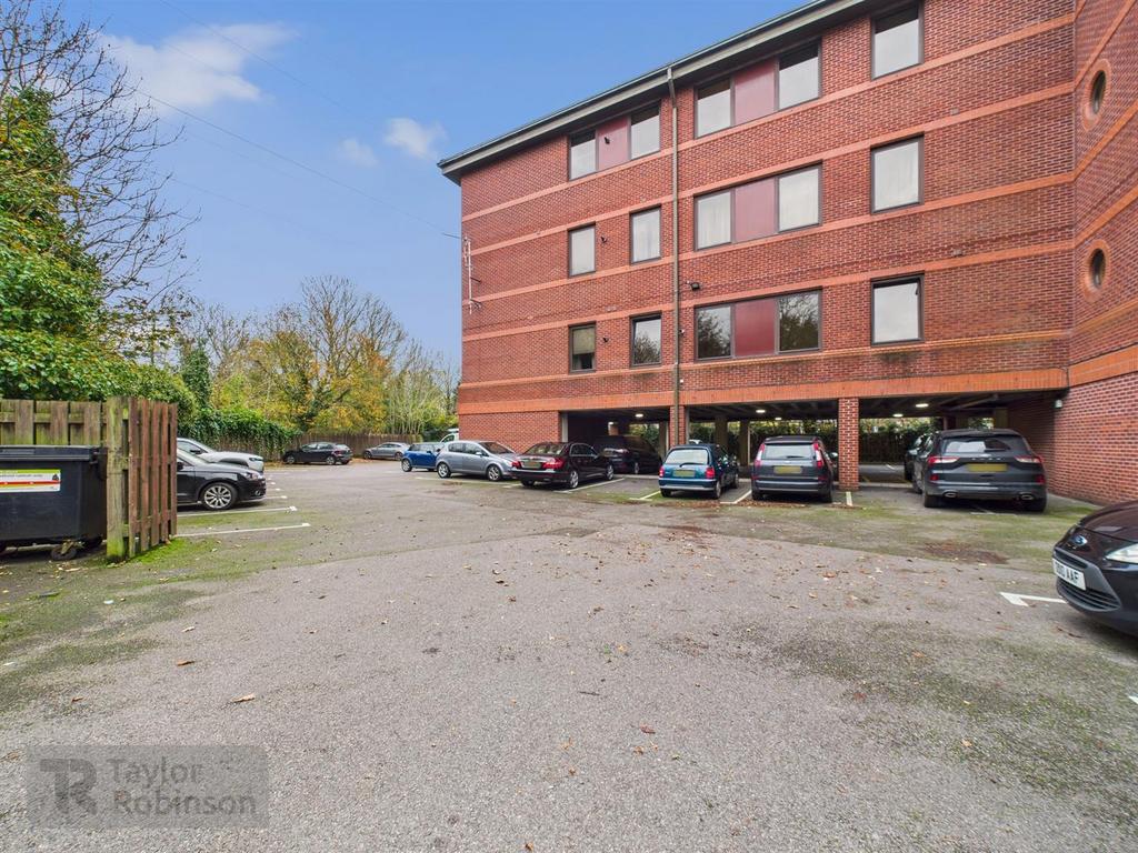 CAM02600 G0-PR0598-STILL010.jpg