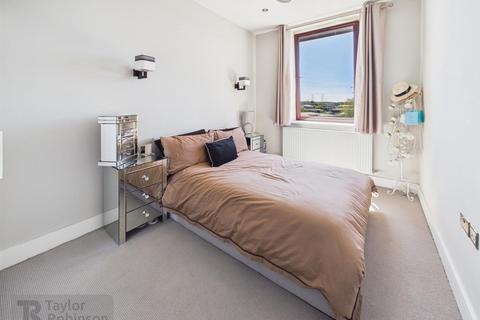 undefined, Hazelwick Avenue, Crawley