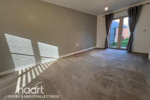 3 bedroom detached house to rent, LUTTERWORTH LE17