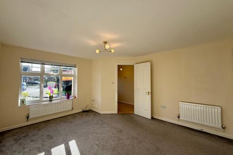 3 bedroom semi-detached house to rent, Augustus Walk, Ashford TN23