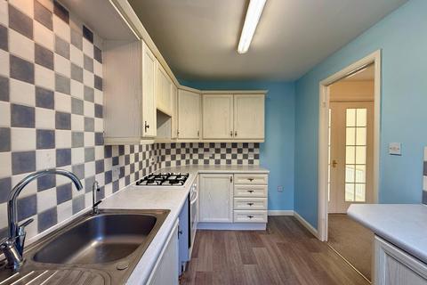 3 bedroom semi-detached house to rent, Augustus Walk, Ashford TN23