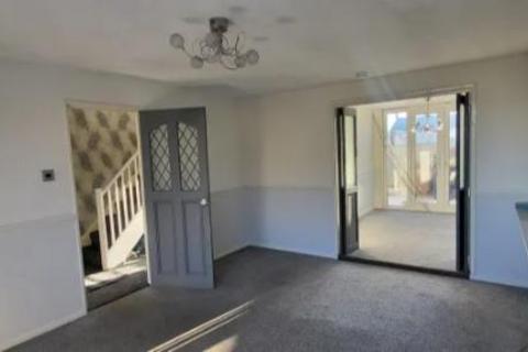 3 bedroom terraced house to rent, Queens Road West, Accrington BB5