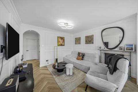 1 bedroom flat for sale, Inverness Terrace London W2