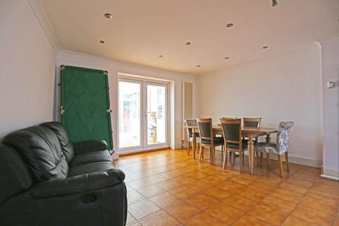 undefined, Hamlet Road, Collier Row, RM5