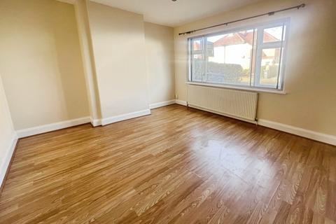 undefined, Wellington Avenue, Hounslow