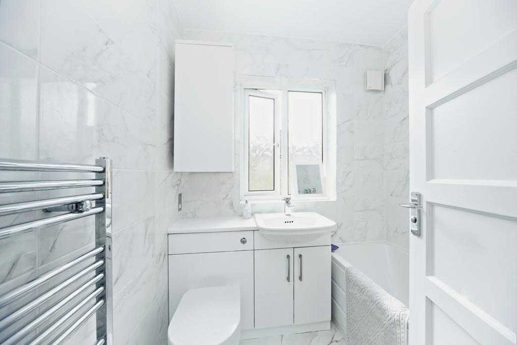 7.Bathroom