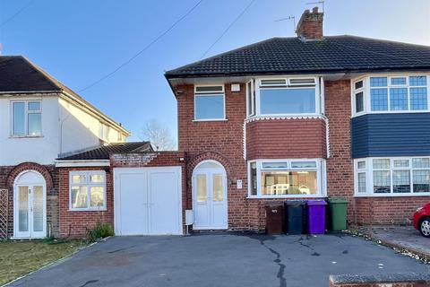 undefined, Blakeley Avenue, claregate