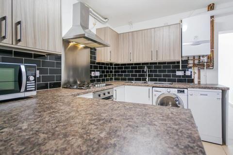 6 bedroom terraced house to rent, Dawlish Road, Birmingham B29