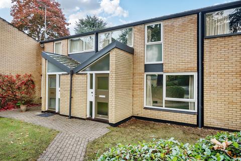 3 bedroom terraced house for sale, Holme Chase, Weybridge, KT13