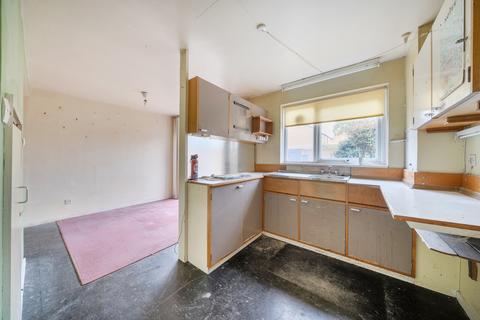 3 bedroom terraced house for sale, Holme Chase, Weybridge, KT13