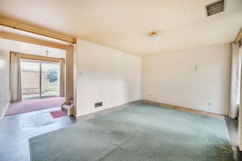 3 bedroom terraced house for sale, Holme Chase, Weybridge, KT13