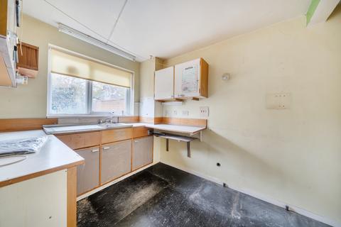 3 bedroom terraced house for sale, Holme Chase, Weybridge, KT13