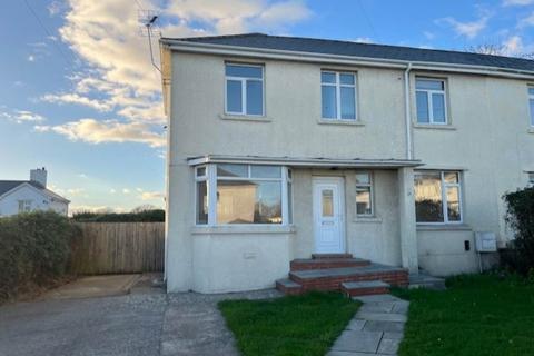 3 bedroom semi-detached house to rent, Stallcourt Avenue, Llantwit Major, Vale of Glamorgan