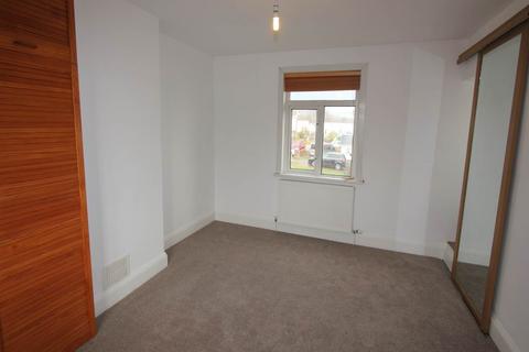3 bedroom semi-detached house to rent, Stallcourt Avenue, Llantwit Major, Vale of Glamorgan
