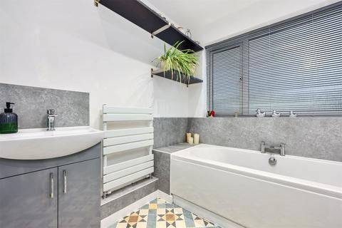 3 bedroom terraced house for sale, Buller Road, Cornwall PL11