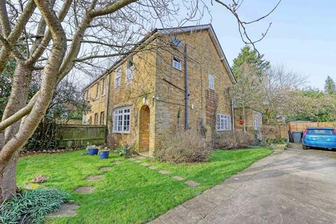 3 bedroom semi-detached house for sale, Dean Lane, Cookham, SL6