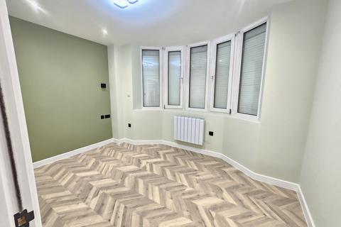 undefined, Spur Road, London N15