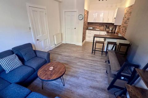 1 bedroom flat to rent, Yeaman Place, Edinburgh EH11