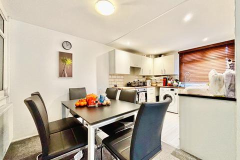 3 bedroom semi-detached house for sale, Chesters Avenue, Longbenton, Newcastle upon Tyne, NE12