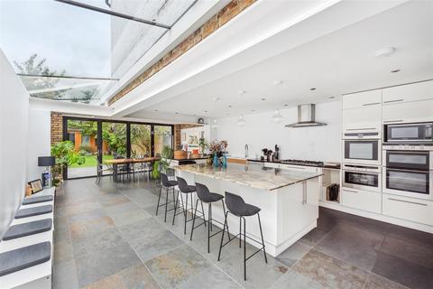 4 bedroom terraced house for sale, Harvist Road, London NW6