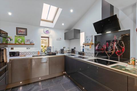 3 bedroom barn conversion for sale, Skipton Old Road, Colne, Lancashire, BB8
