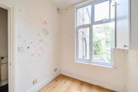2 bedroom apartment for sale, Saltram Crescent, London W9