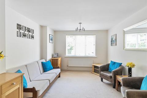 undefined, Dene Court, Caterham CR3