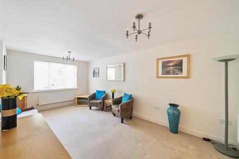 undefined, Dene Court, Caterham CR3