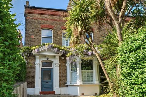 3 bedroom flat for sale, Brondesbury Road, London, NW6