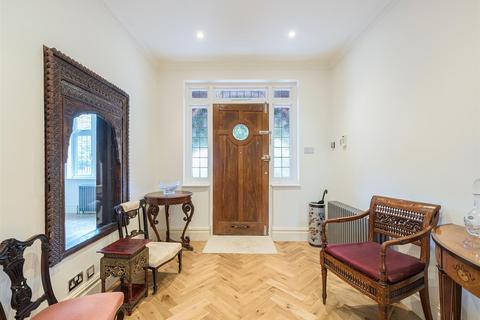 undefined, Rowdon Avenue, London NW10